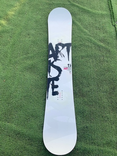 November ARTIST 154 14-15モデルノーベンバースノーボード