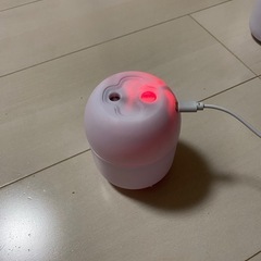 カラフルなコンパクト加湿器の画像