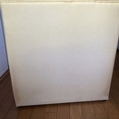 1人用ソファ　黄色　の画像