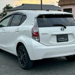 コミコミ🚘車検2年付！ドラレコ！ナビ！TV！Bluetoothオーディオ！ETC！アルミホイール！アクア！の画像