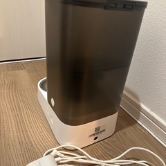 PETKIT FRESHELEMENT SOLO 自動給餌器の画像