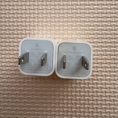 Apple純正コンセントアダプタ
の画像