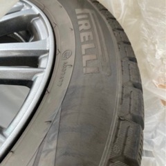 スタッドレスタイヤ　205/60R/16の画像