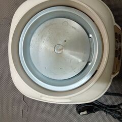 電気グリル鍋の画像