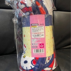 キティちゃんフランネルボアブランケットの画像