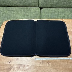 ノートPCケース、黒の画像