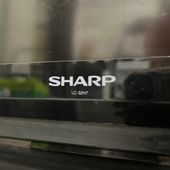 SHARP LC-32H7 32インチ液晶テレビ リモコン付きの画像