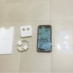 【ジャンク】iPhone XR 128GB (PRODUCT)RED 画面割れの画像