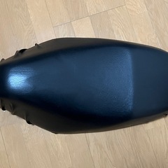 【中古】v125 シート の画像