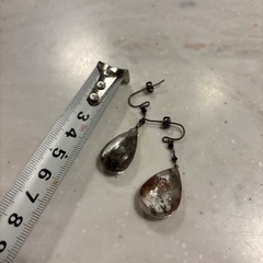 天然クオーツピアスの画像