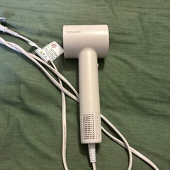 【TESCOM マイナスイオン ヘアドライヤー 1000円】 の画像