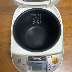 象印炊飯器一升炊きの画像