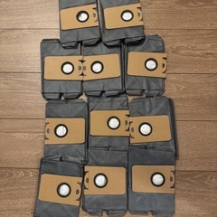 【早くお渡しできる方にお渡しします】ロボット掃除機　Anker   ダストボックス付きの画像