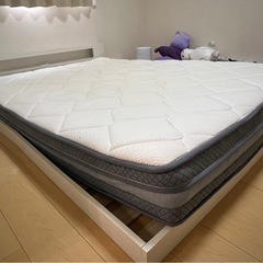 【成約済み】ダブルベッドフレーム（白）＋マットレスセットの画像