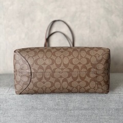 COACH リバーシブルトート F36658 ポーチ付き 美品の画像