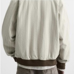 ★新品・未使用★ZARA ストライプジャケットの画像