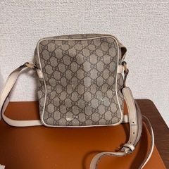 【証明書有り】グッチショルダーバッグの画像