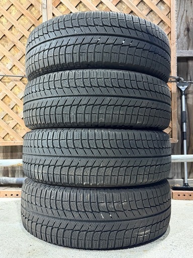 ワ）MICHELIN X-ICE3+ ミシュラン エックスアイススリープラス 225/60R17 102T スタッドレスタイヤ 冬タイヤ 4本セット