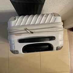 キャリーケースの画像