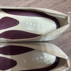 RAKUNA　整体パンプス　23.5の画像