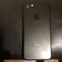 iPhone7  au 32GBの画像