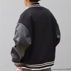 【ILL＇S】Sサイズ(大きめ)ワッペン刺繍 スタジャン レザー ユニセックスの画像