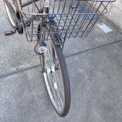 歳末処分価格！ 防犯登録致します。オートライト27インチ自転車の画像