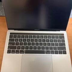  MacBook Pro 13インチ （2019） メモリ16GB US
配列の画像