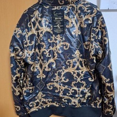 カールカナイ　撥水加工 ライトアウター　ジャケット　Mサイズの画像