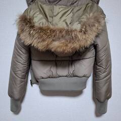 EGOIST　ダウンコート(ショート) カーキ色　サイズS　ファー付きの画像