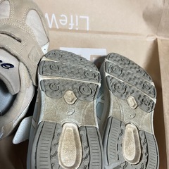 アシックス　17cmと17.5cmの画像