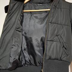 EGOIST　ダウンコート(ショート) ブラック色　サイズS　ファー付きの画像