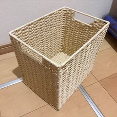 パインラック（3段）と紙かご4個の画像