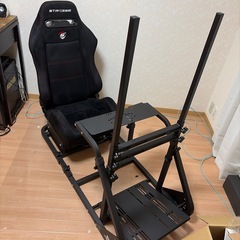 STRASSE RCZ01 モニター台付き　ハンコン コクピット シート付き ハンコンスタンド レーシングコックピットの画像