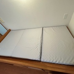 【0円・無料】ニトリ 3つ折りボリュームマットレス／敷布団としても使用可の画像