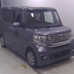 N box カスタム G グレード　2014年式　車検2年間付きの画像