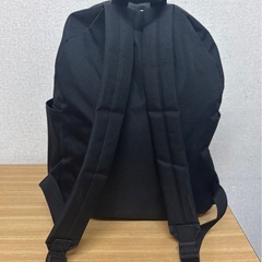黒　バッグパック　リュックの画像