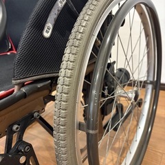 AISIN 電動車椅子.中古の画像