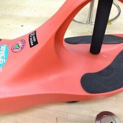 定価1万円以上　スイングカー　乗用玩具　キッズカー　コンビカー　三輪車　チャイルドシートの画像