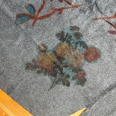 ウール 生地 グレー 花柄 手芸 アンティーク風 ボタニカル 植物 モチーフの画像