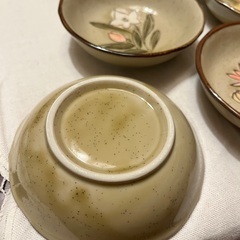 花模様の小皿 ７枚組の画像