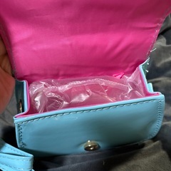 ラブブ バッグの画像