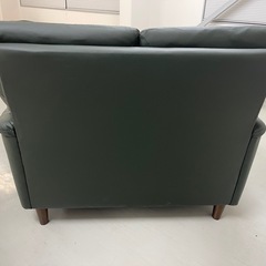 2人掛けソファ
の画像