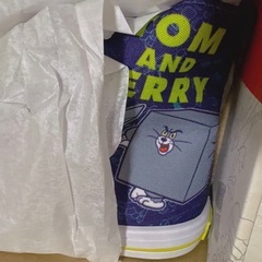 トムandジェリー。スニーカー25.0 タグ付き新品未使用未開封品。外箱のままお渡しです。の画像