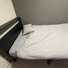 セミダブルベッド一式の画像
