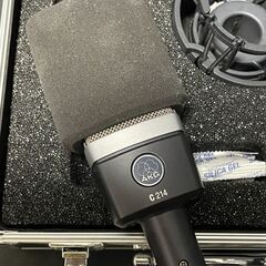AKG C214 コンデンサーマイクの画像