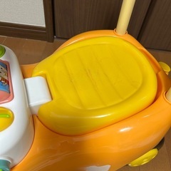 取引中　アンパンマンコンビカーの画像