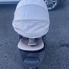 アップリカスムーヴプレシャス最上位モデル美品の画像