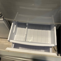【受渡し予定者決定】冷蔵庫 SHARP 137L 2017年製の画像
