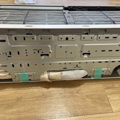 この寒い冬にいかがですか？💕クリーニング済み　大清快 東芝　 高年式エアコン（14畳用）2021年製•使用少　の画像